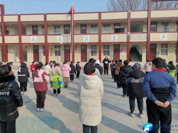 文章附图
